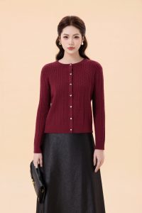 ÁO LEN ĐỎ VẶN THỪNG